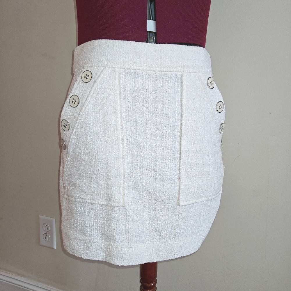 Veronica Beard White Tweed Mini Skirt Button Patch Pocket Cotton Blend Size 4
